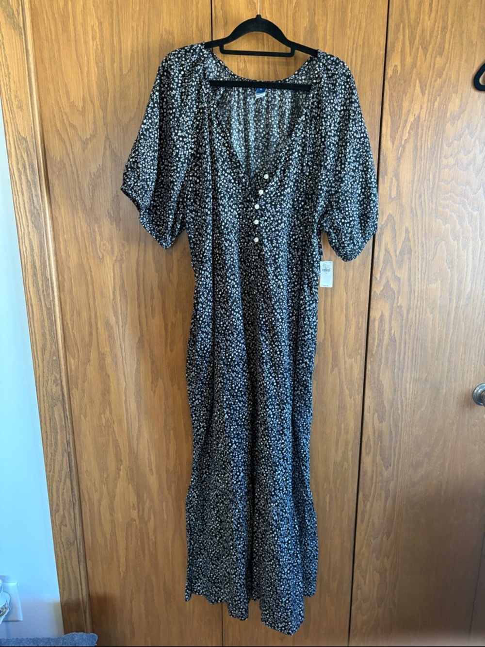 Old Navy Black and White Floral Maxi Dress